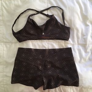 Psychedelic Honey - Hot yoga short and sports Bra